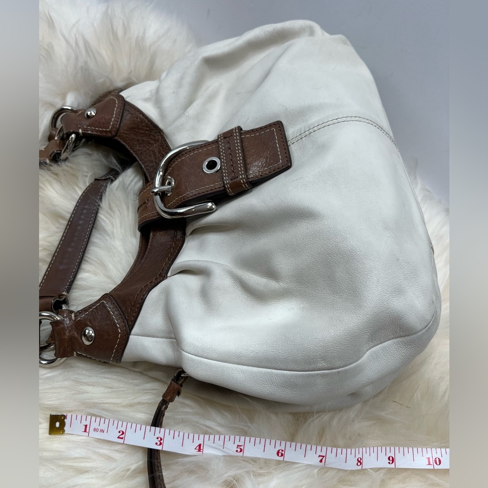 Coach Leather White Hobo Shoulder Bag Brown Trim and front Buckle - Picture 15 of 17